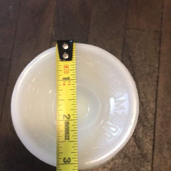 VINTAGE Milk Glass Vase Goblet - Picture 8 of 8